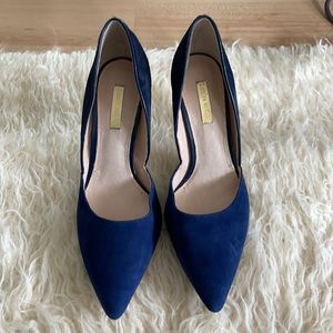 COPY - Louise et Cie Navy Blue Suede and Calfhair heels